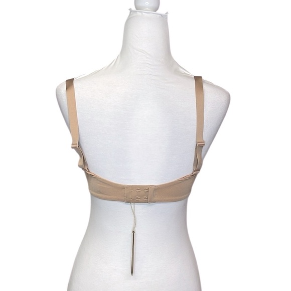 Skims Weightless Demi Tan Bra - Picture 5 of 6